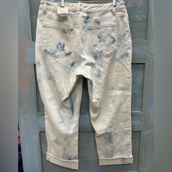 Style & co curvy capri jeans - Picture 2 of 3